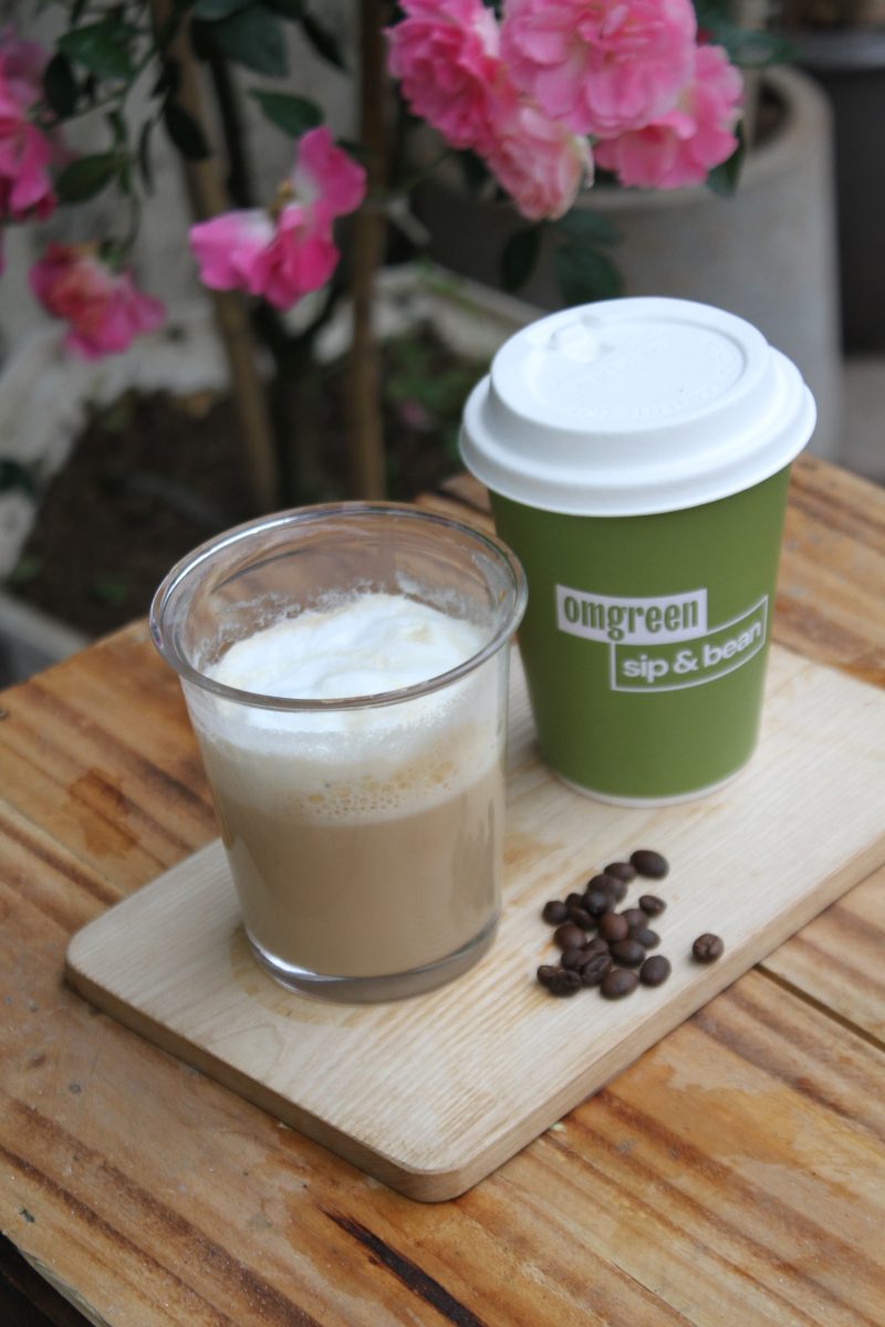 Cappuccino hữu cơ – Lớp bọt sữa bông mịn hòa quyện cùng cà phê đậm đà, mang đến trải nghiệm cân bằng giữa vị béo thơm và hương cà phê tinh tế